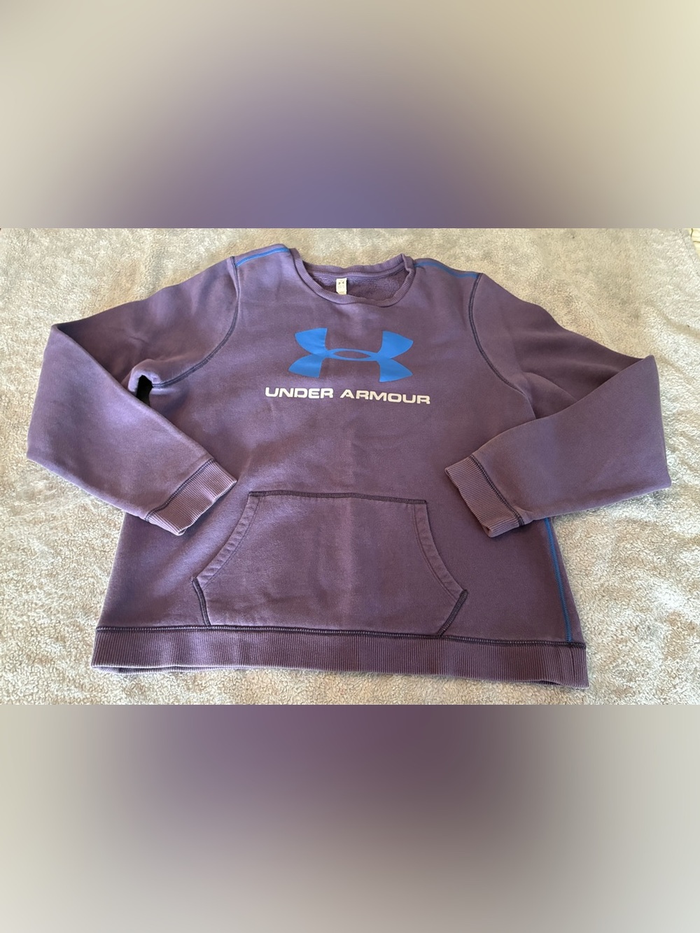 Under Armour Women’s Long Sleeve Kangaroo Pouch Purple Logo Sweatshirt Size L